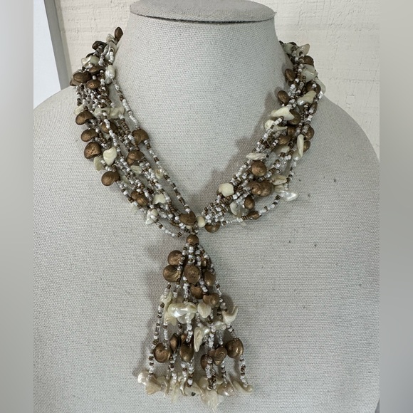 Older multi strand neutral tone beach vibe necklace - Picture 1 of 7